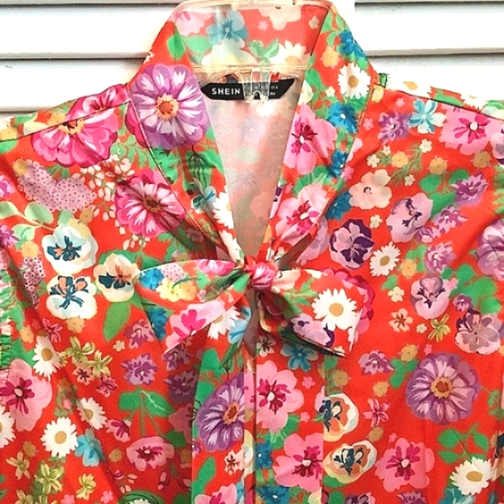 🌸NWOT Orange Floral Silk Bow Tie Ruffle Top (M)🌸